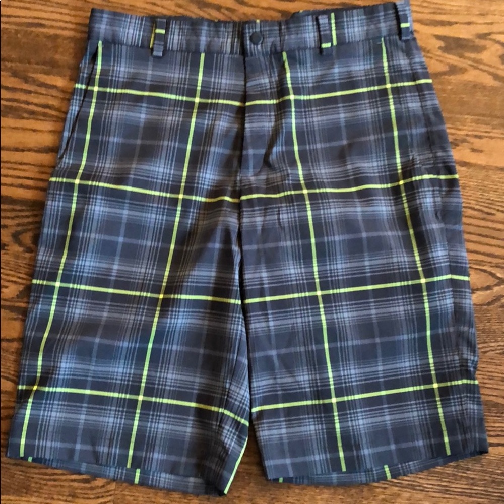 Nike golf shorts
